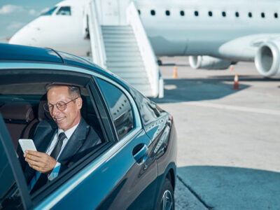 airport luxury chauffeur taxi shuttle car